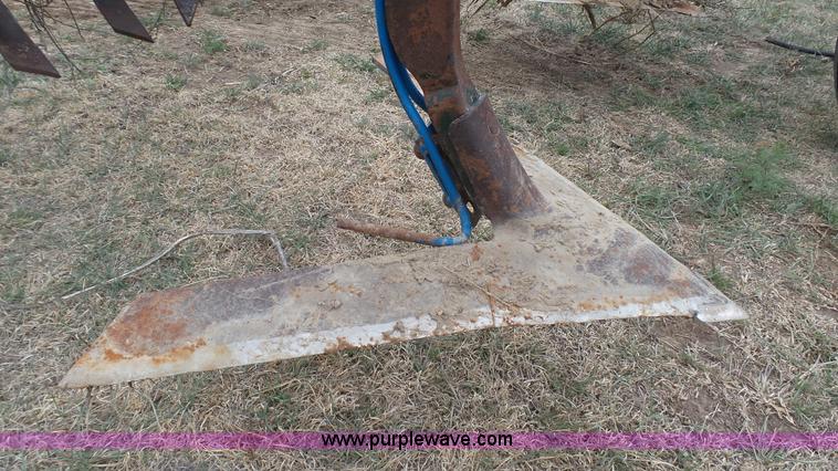 image for item L2209 QuinStar Fallow Master sweep plow