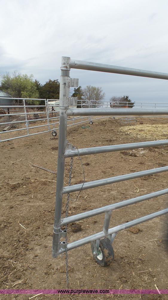 image for item L2210 WW livestock corral system