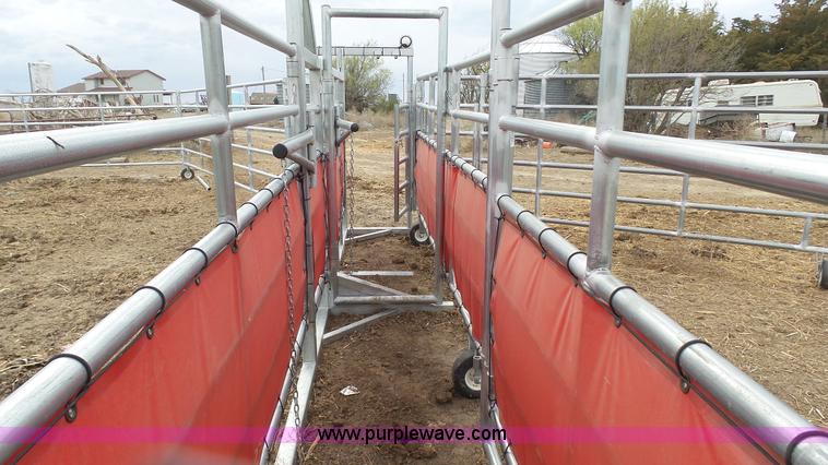 image for item L2210 WW livestock corral system