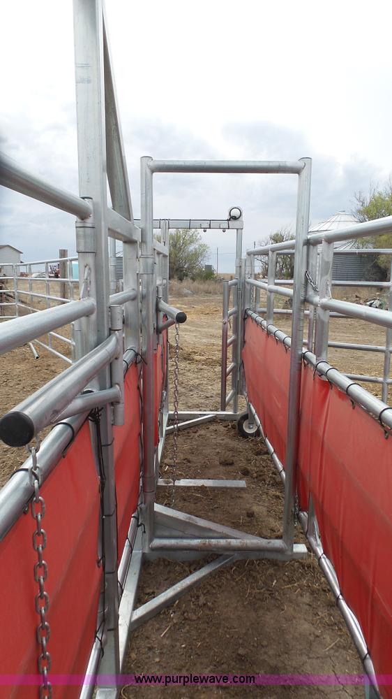image for item L2210 WW livestock corral system