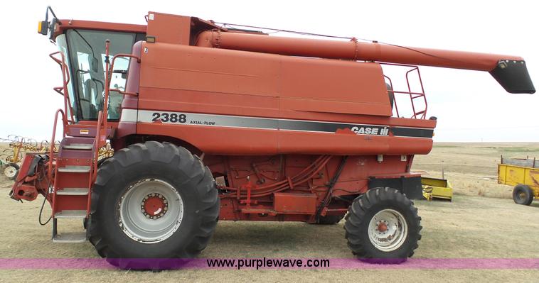 image for item L2221 2000 Case IH 2388 combine