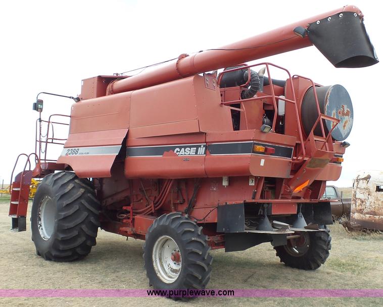 image for item L2221 2000 Case IH 2388 combine