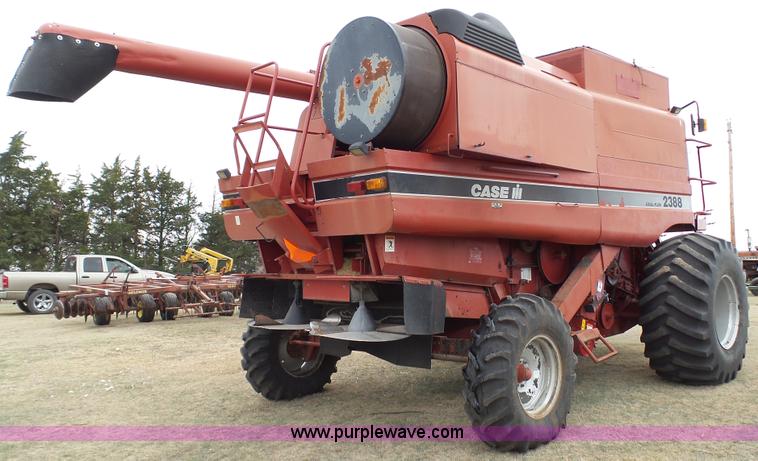 image for item L2221 2000 Case IH 2388 combine