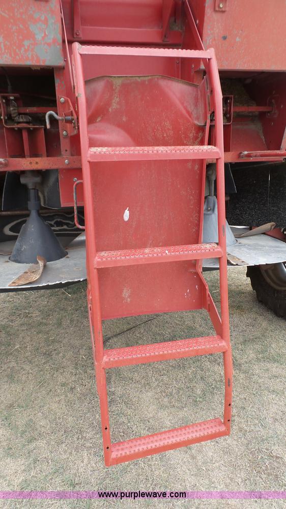 image for item L2221 2000 Case IH 2388 combine