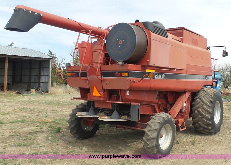 image for item L2231 2002 Case IH 2388 Axial-Flow combine