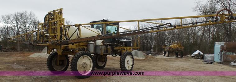image for item L5478 1997 Ag-Chem RoGator 554 self-propelled sprayer