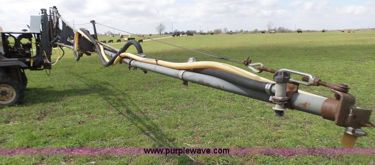 image for item L5482 SpraCoupe 220 self-propelled sprayer