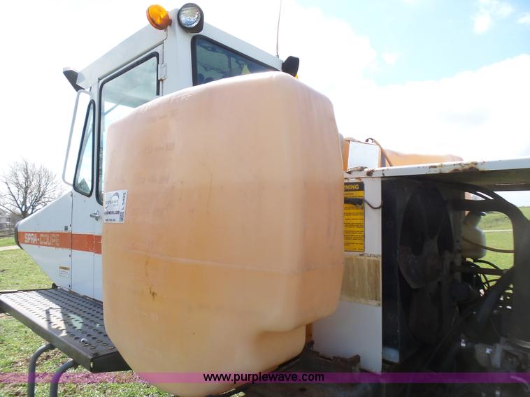 image for item L5482 SpraCoupe 220 self-propelled sprayer