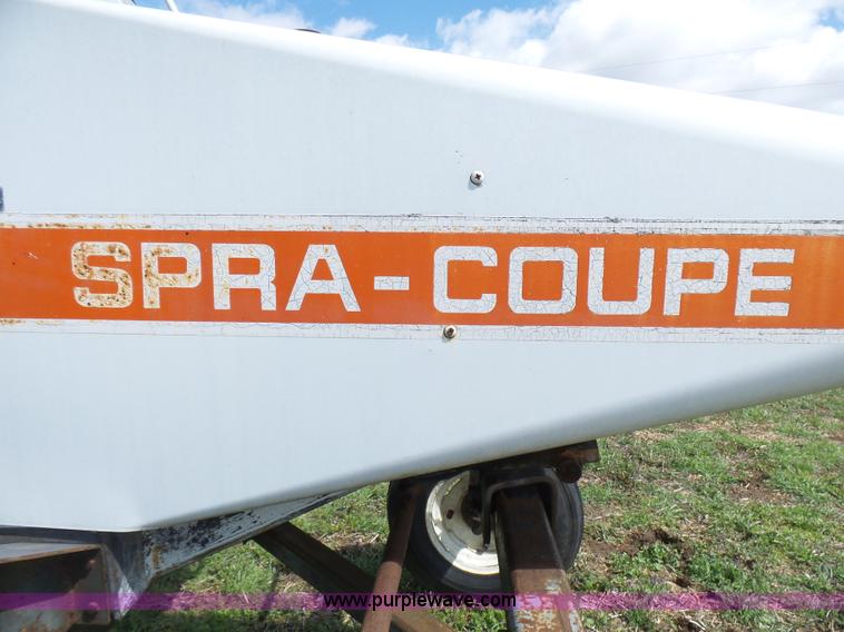 image for item L5482 SpraCoupe 220 self-propelled sprayer