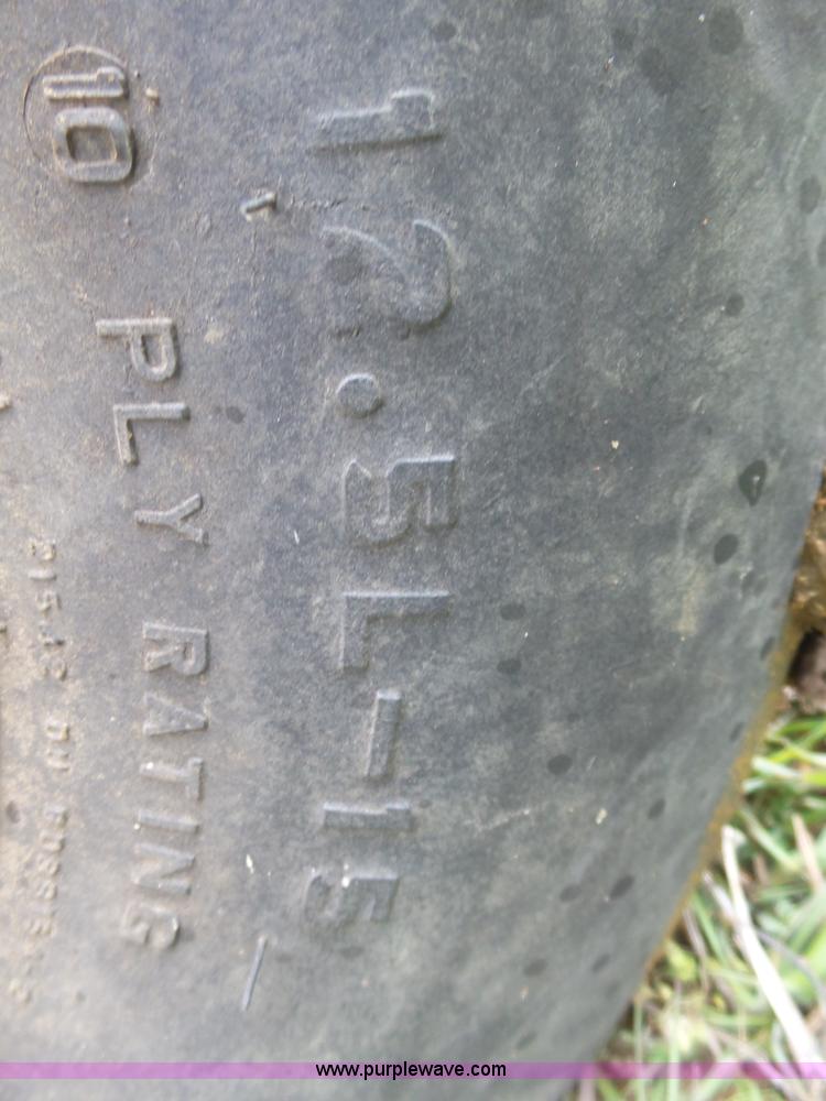 image for item L5484 2004 AGCO White 8706 no-till planter