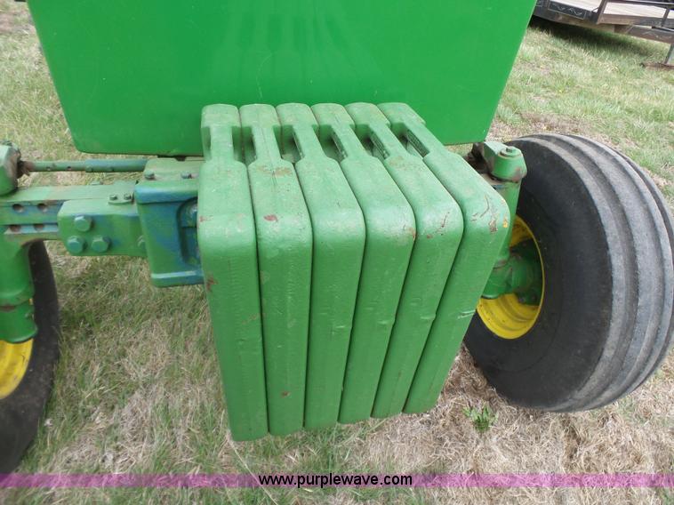 image for item L6289 1978 John Deere 4640 tractor