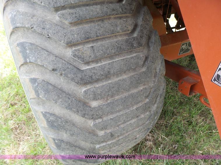 image for item L6290 2002 Hesston 4760 square baler