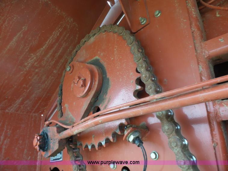 image for item L6290 2002 Hesston 4760 square baler