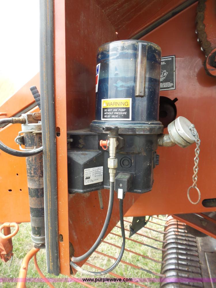 image for item L6290 2002 Hesston 4760 square baler