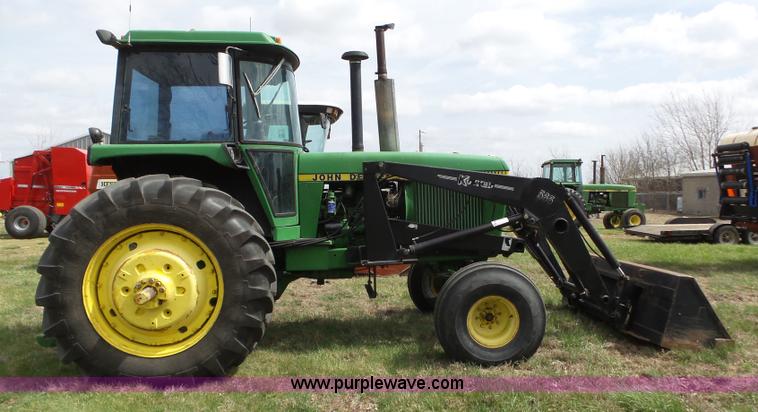 image for item L6291 1978 John Deere 4440 tractor