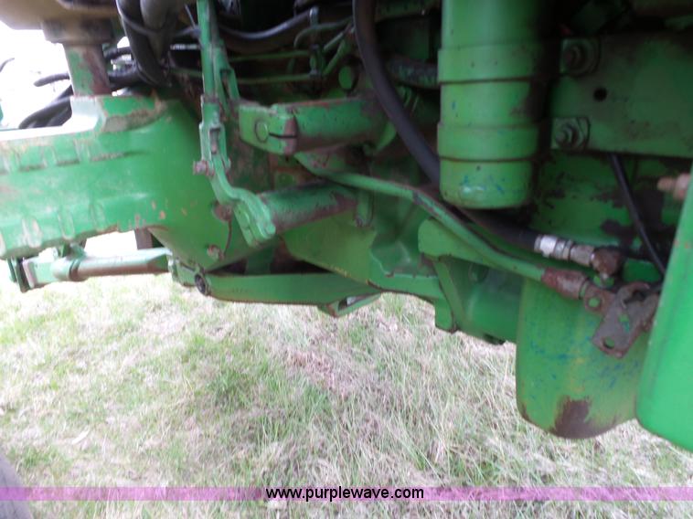 image for item L6291 1978 John Deere 4440 tractor