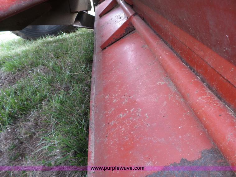 image for item L6292 2003 Hesston 8550S windrower