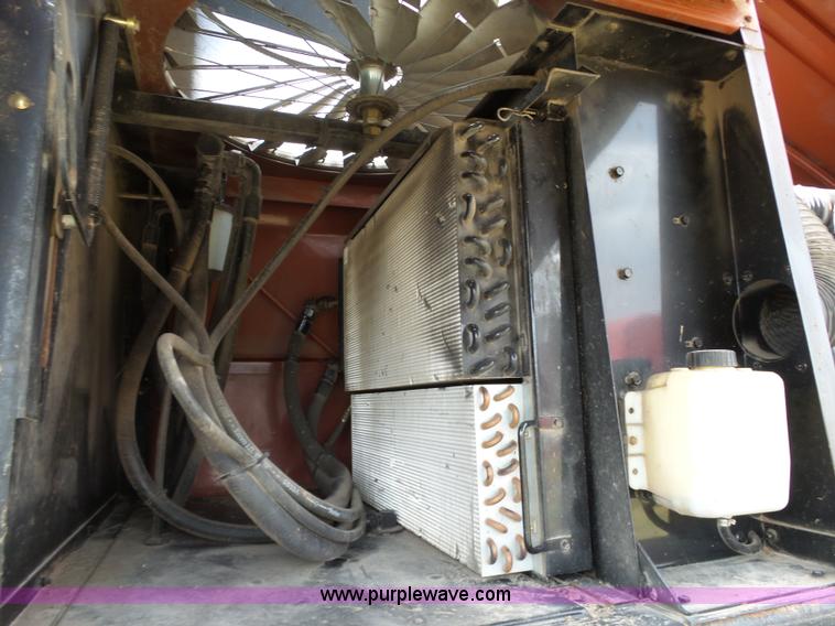 image for item L6292 2003 Hesston 8550S windrower