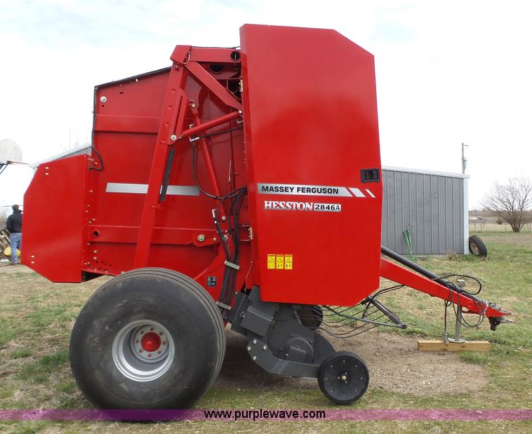 image for item L6293 2013 Massey-Ferguson Hesston 2846A round baler