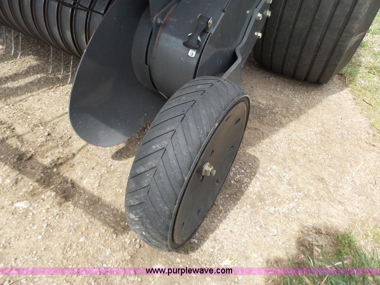 image for item L6293 2013 Massey-Ferguson Hesston 2846A round baler