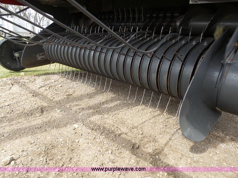 image for item L6293 2013 Massey-Ferguson Hesston 2846A round baler