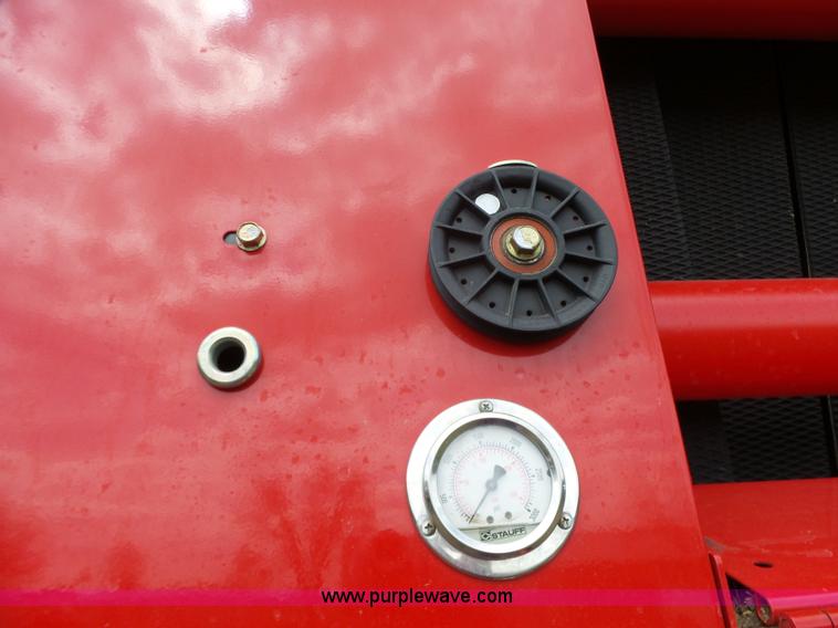 image for item L6293 2013 Massey-Ferguson Hesston 2846A round baler