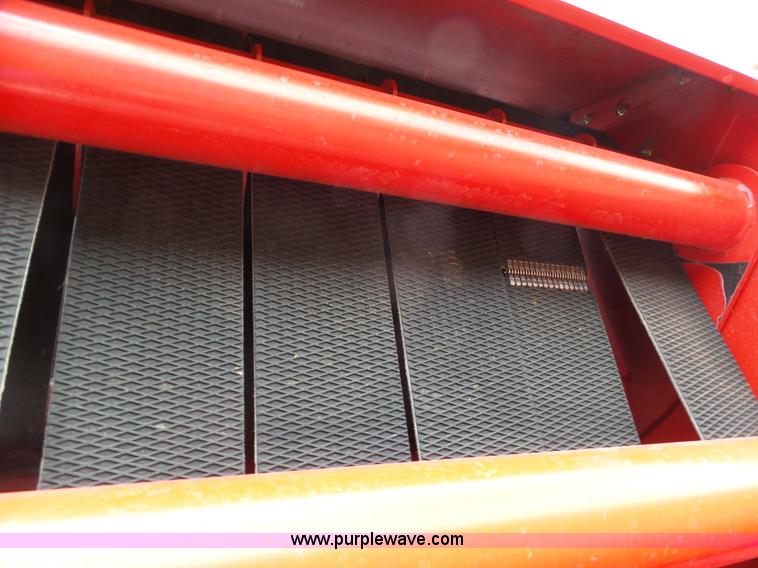 image for item L6293 2013 Massey-Ferguson Hesston 2846A round baler