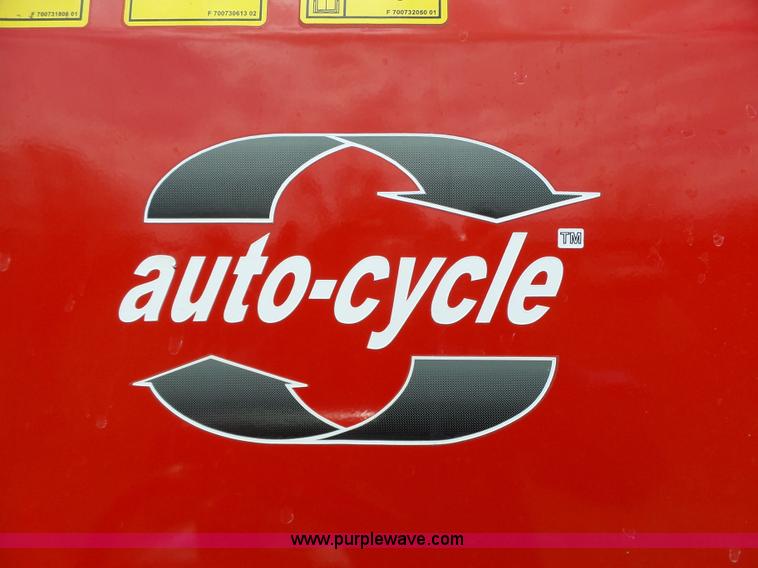 image for item L6293 2013 Massey-Ferguson Hesston 2846A round baler