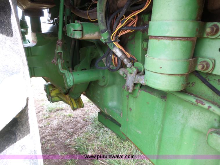 image for item L6294 1978 John Deere 4640 tractor