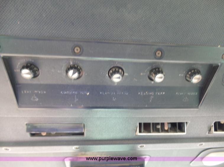 image for item L6294 1978 John Deere 4640 tractor