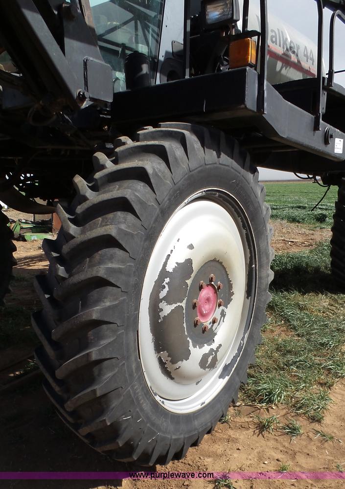 image for item L6528 Walker 44 self-propelled sprayer