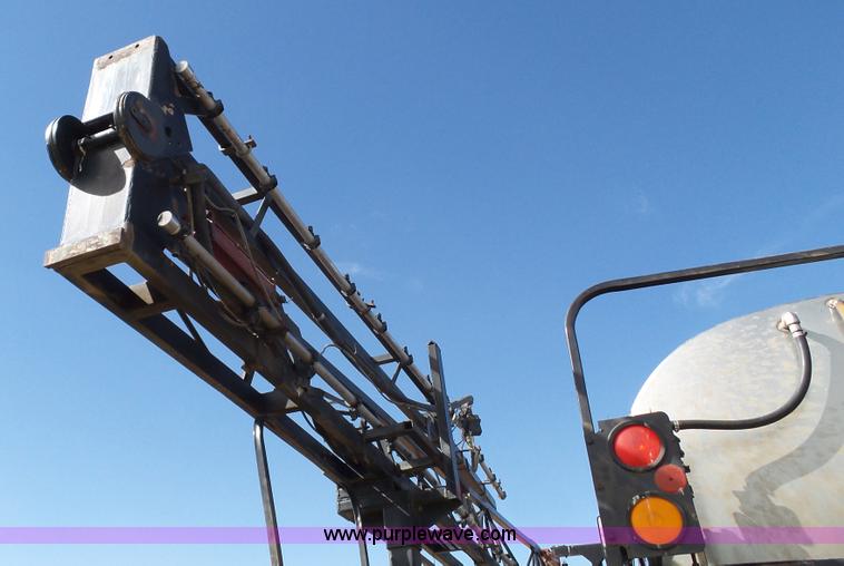 image for item L6528 Walker 44 self-propelled sprayer