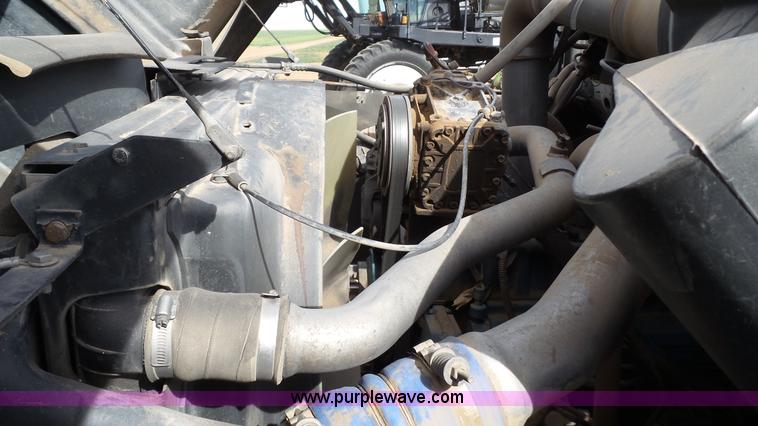 image for item L6529 1996 International 2554 Loral Magnum Air Max V applicator truck