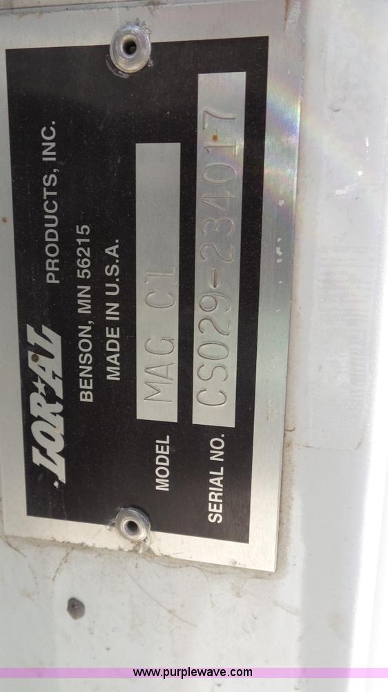 image for item L6529 1996 International 2554 Loral Magnum Air Max V applicator truck