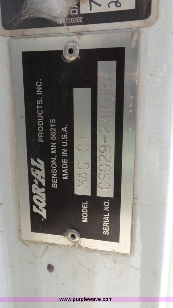 image for item L6529 1996 International 2554 Loral Magnum Air Max V applicator truck