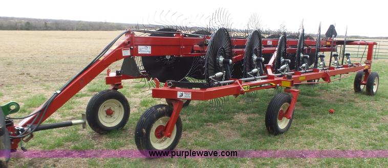 image for item L7360 2015 H&S BF1460 Hi-Capacity hay rake