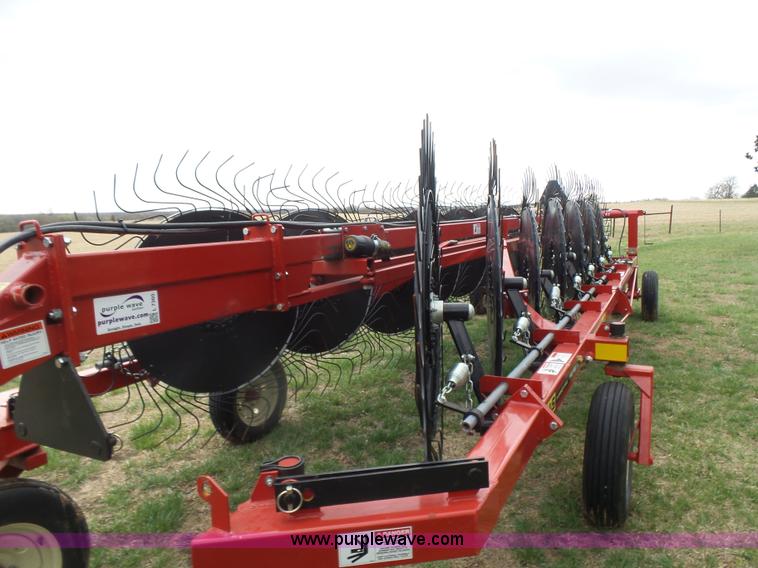 image for item L7360 2015 H&S BF1460 Hi-Capacity hay rake