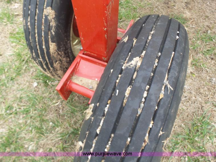 image for item L7360 2015 H&S BF1460 Hi-Capacity hay rake