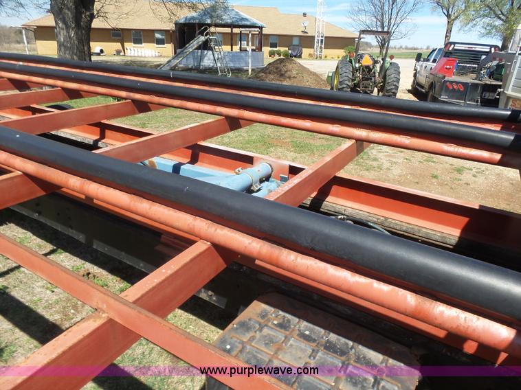 image for item L7424 1985 International S1900 Hay-Limo truck