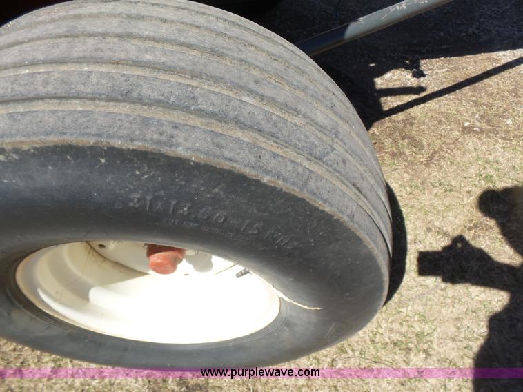 image for item L7425 Hesston 4590 inline small square baler