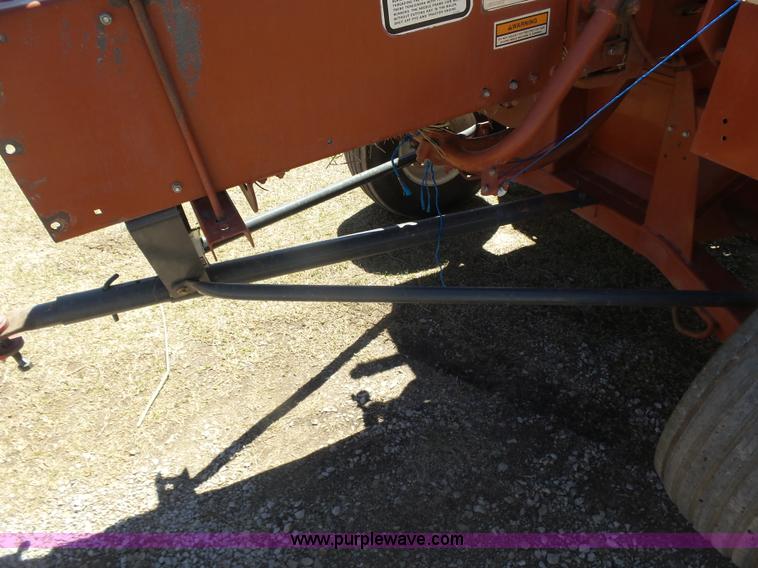 image for item L7425 Hesston 4590 inline small square baler