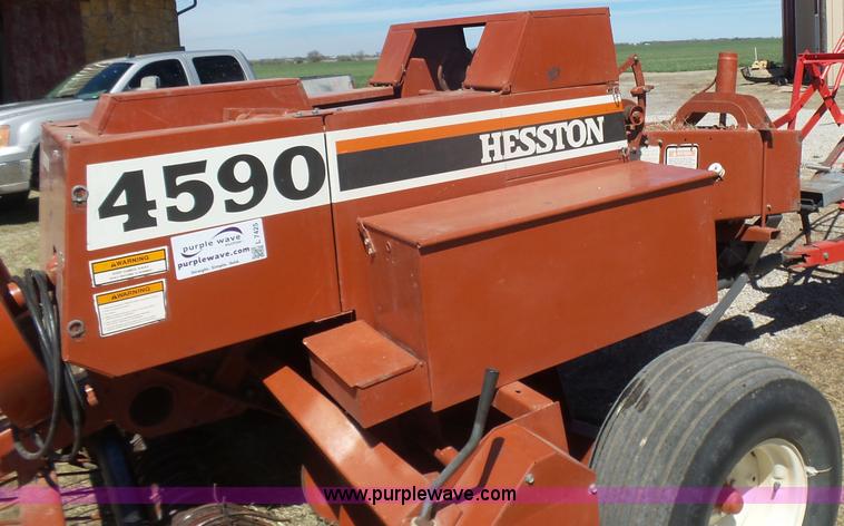 image for item L7425 Hesston 4590 inline small square baler