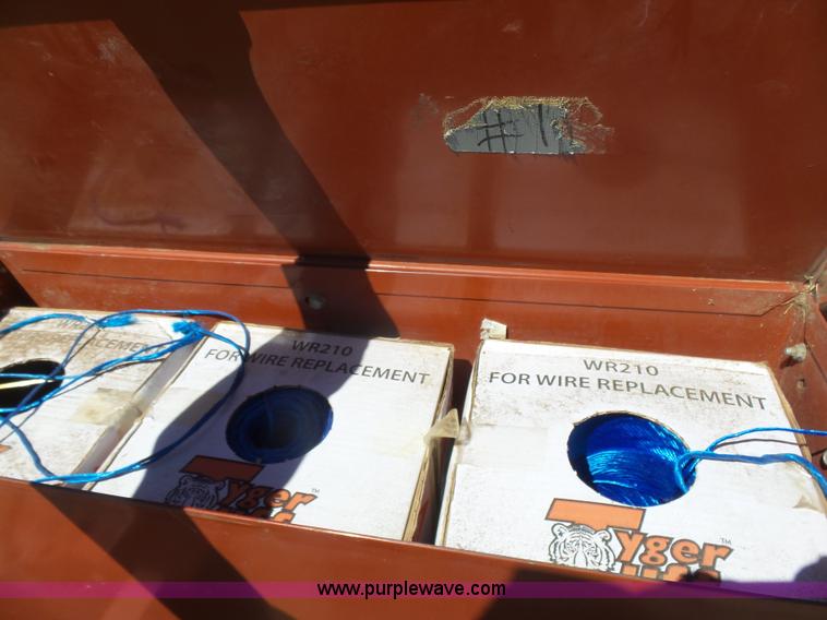 image for item L7425 Hesston 4590 inline small square baler