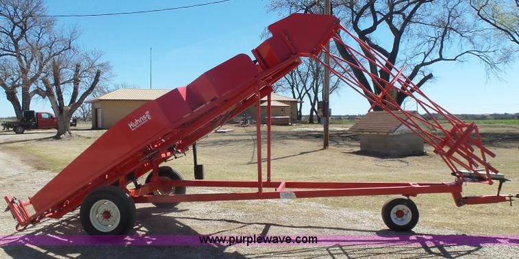 image for item L7426 Kuhn hay accumulator