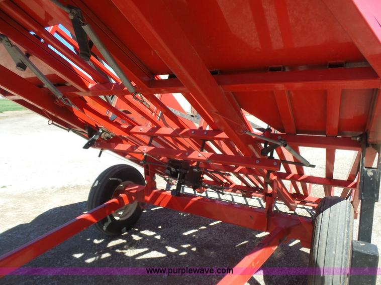 image for item L7426 Kuhn hay accumulator