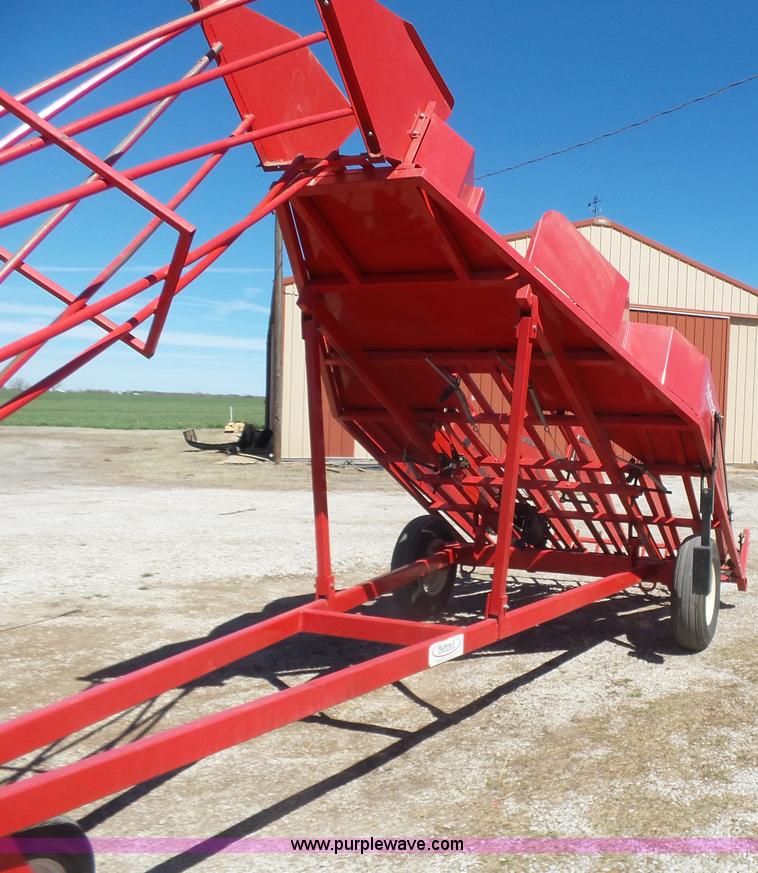 image for item L7426 Kuhn hay accumulator