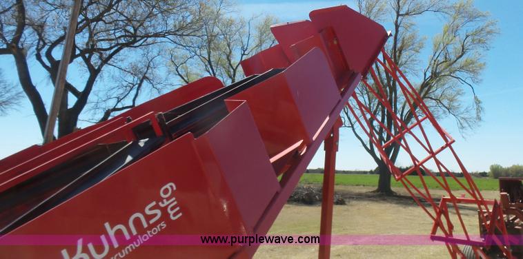 image for item L7426 Kuhn hay accumulator