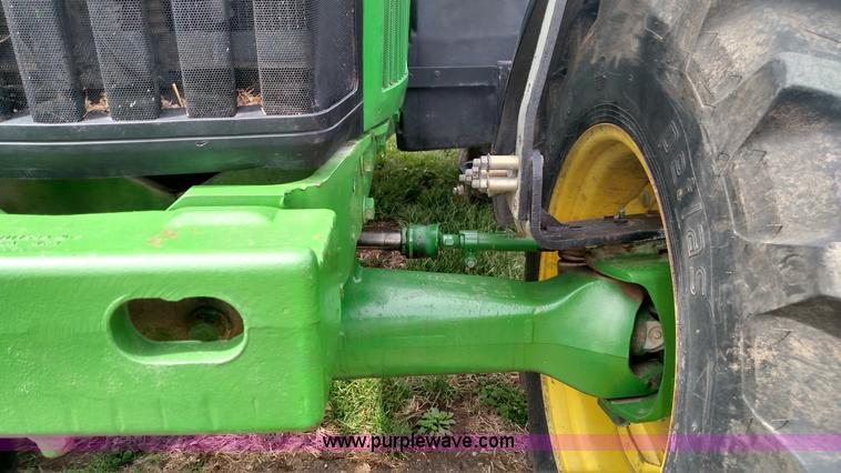 image for item L7451 2003 John Deere 7810 MFWD tractor