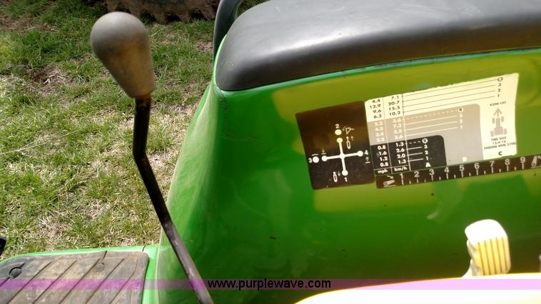 image for item L7453 1999 John Deere 4200 MFWD compact utility tractor