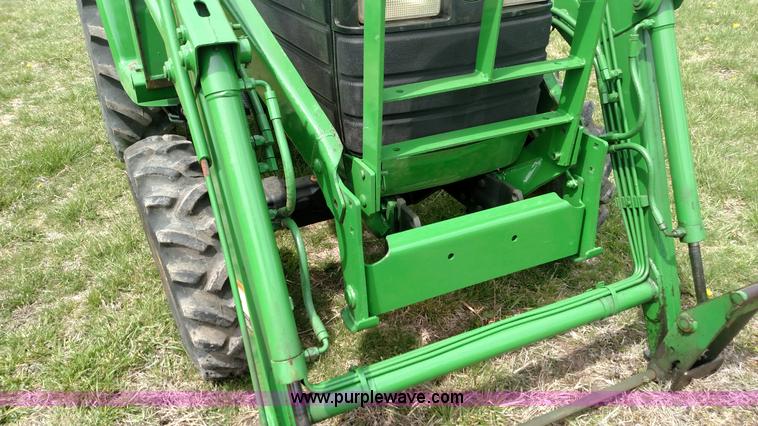 image for item L7453 1999 John Deere 4200 MFWD compact utility tractor